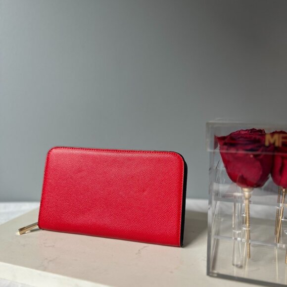 Aldo Red Zip Wallet - Picture 5 of 8
